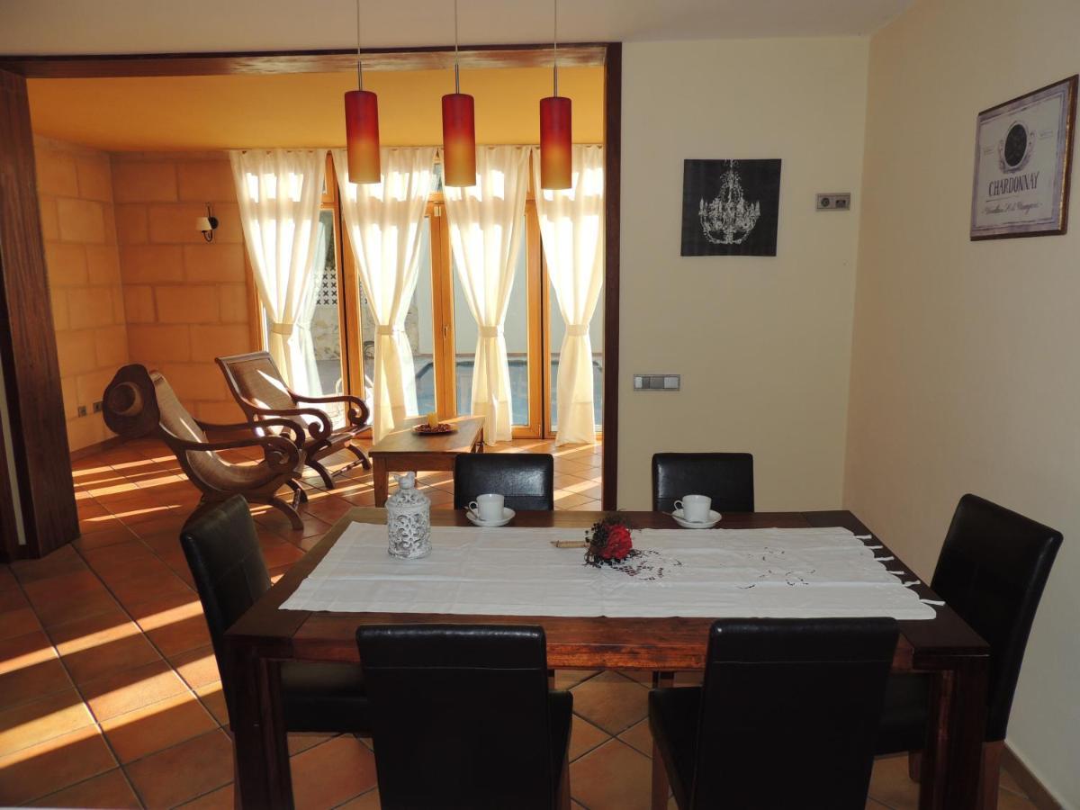 Villa Ca Na Llum Trebeluger Εξωτερικό φωτογραφία